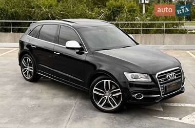 Внедорожник / Кроссовер Audi SQ5 2015 в 