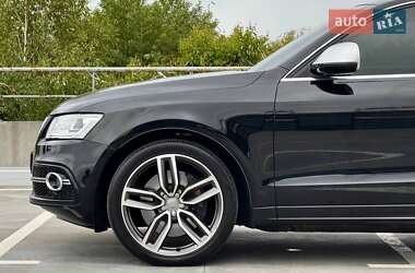 Внедорожник / Кроссовер Audi SQ5 2015 в 