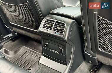 Внедорожник / Кроссовер Audi SQ5 2015 в 