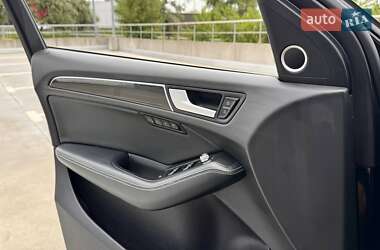 Внедорожник / Кроссовер Audi SQ5 2015 в 