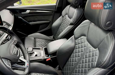 Внедорожник / Кроссовер Audi SQ5 2020 в 