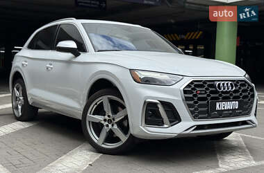 Внедорожник / Кроссовер Audi SQ5 2024 в 