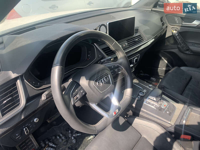 Внедорожник / Кроссовер Audi SQ5 2017 в Тернополе