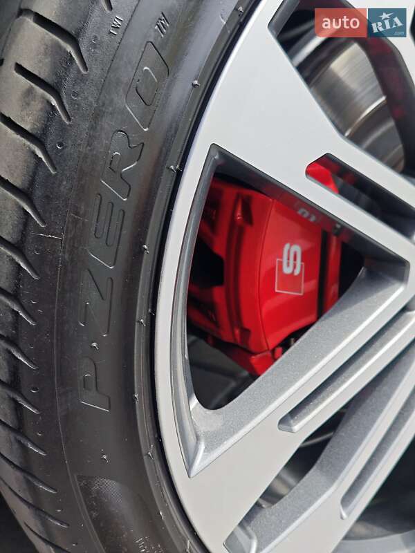 Внедорожник / Кроссовер Audi SQ5 2018 в Одессе