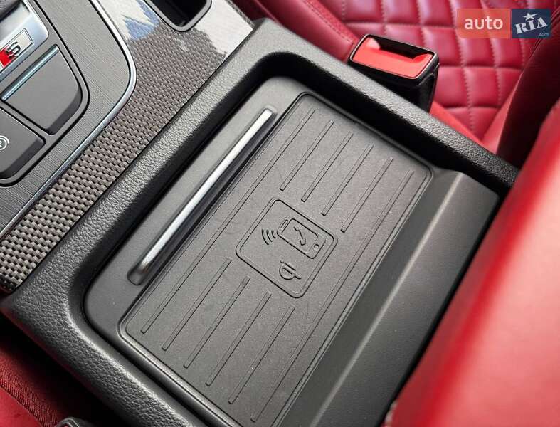 Позашляховик / Кросовер Audi SQ5 2019 в Києві