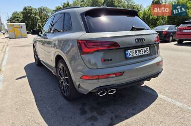 Внедорожник / Кроссовер Audi SQ5 2021 в 