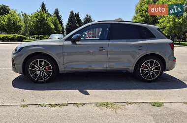 Внедорожник / Кроссовер Audi SQ5 2021 в 