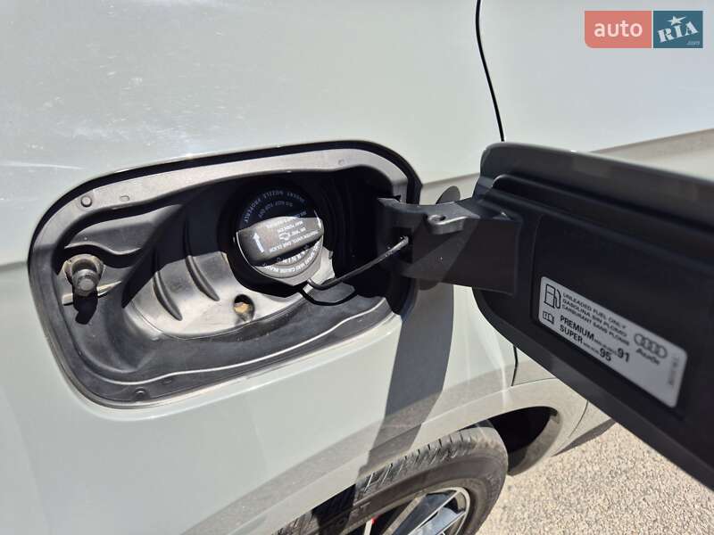 Внедорожник / Кроссовер Audi SQ5 2021 в Днепре фото 25 Внедорожник / Кроссовер Audi SQ5 2021 в Днепре