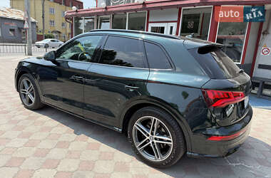 Внедорожник / Кроссовер Audi SQ5 2018 в 
