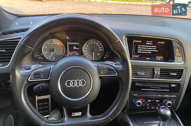 Внедорожник / Кроссовер Audi SQ5 2015 в 