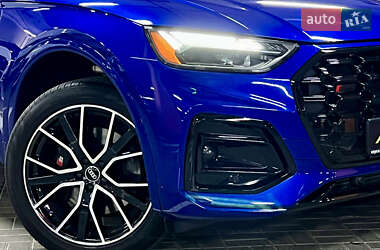 Позашляховик / Кросовер Audi SQ5 2021 в 