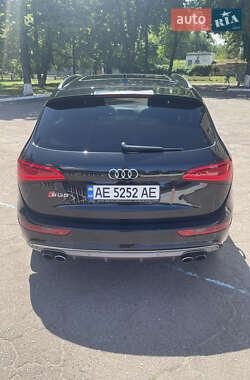 Внедорожник / Кроссовер Audi SQ5 2014 в 