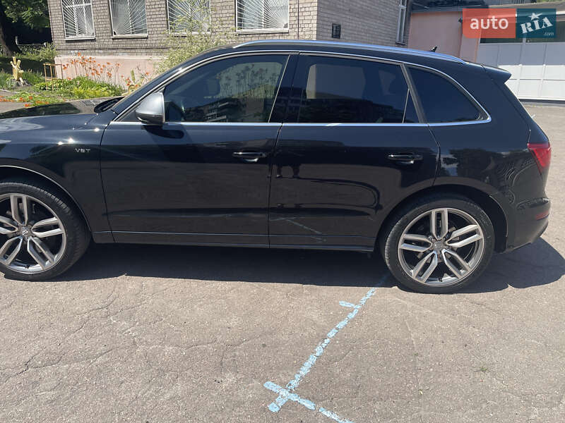 Позашляховик / Кросовер Audi SQ5 2014 в Кам'янському