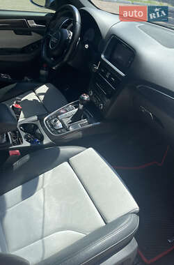 Внедорожник / Кроссовер Audi SQ5 2014 в 