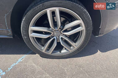 Внедорожник / Кроссовер Audi SQ5 2014 в 