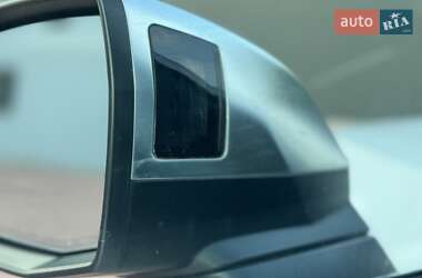 Внедорожник / Кроссовер Audi SQ5 2018 в 