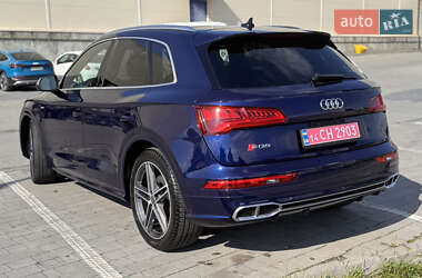 Внедорожник / Кроссовер Audi SQ5 2018 в 