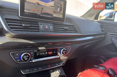 Внедорожник / Кроссовер Audi SQ5 2018 в 
