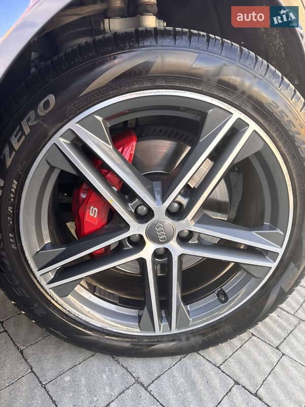 Позашляховик / Кросовер Audi SQ5 2018 в Львові