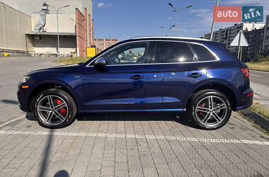 Внедорожник / Кроссовер Audi SQ5 2018 в 