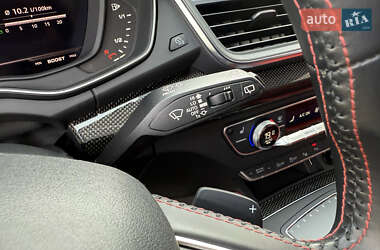 Внедорожник / Кроссовер Audi SQ5 2020 в 