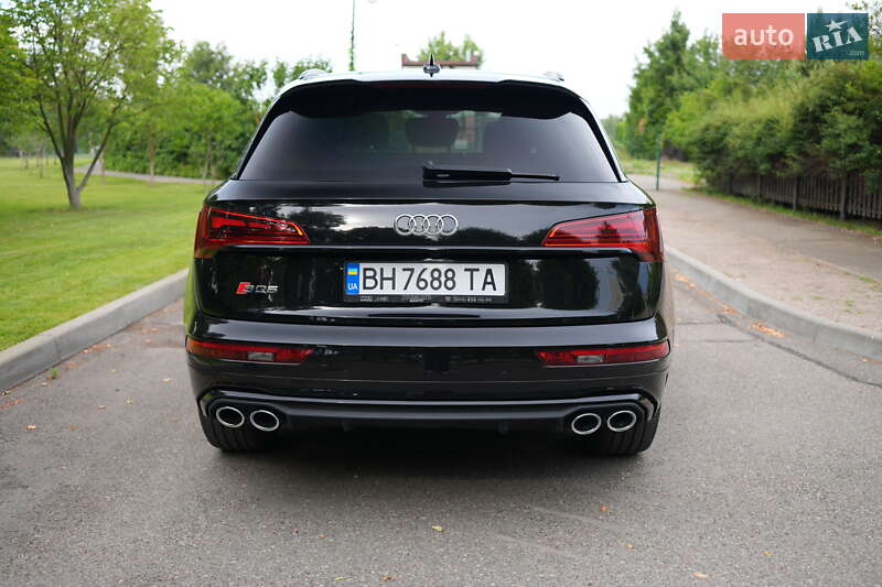 Внедорожник / Кроссовер Audi SQ5 2020 в Киеве