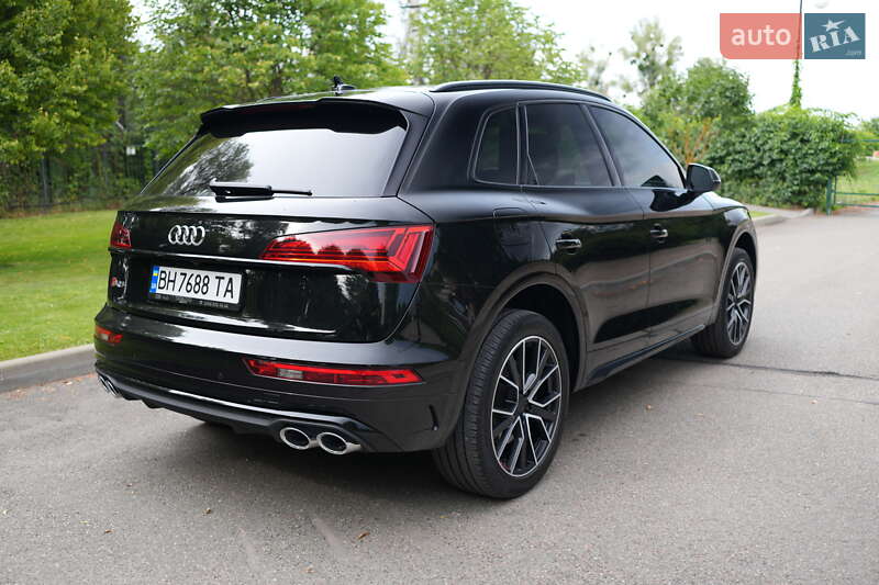 Внедорожник / Кроссовер Audi SQ5 2020 в Киеве