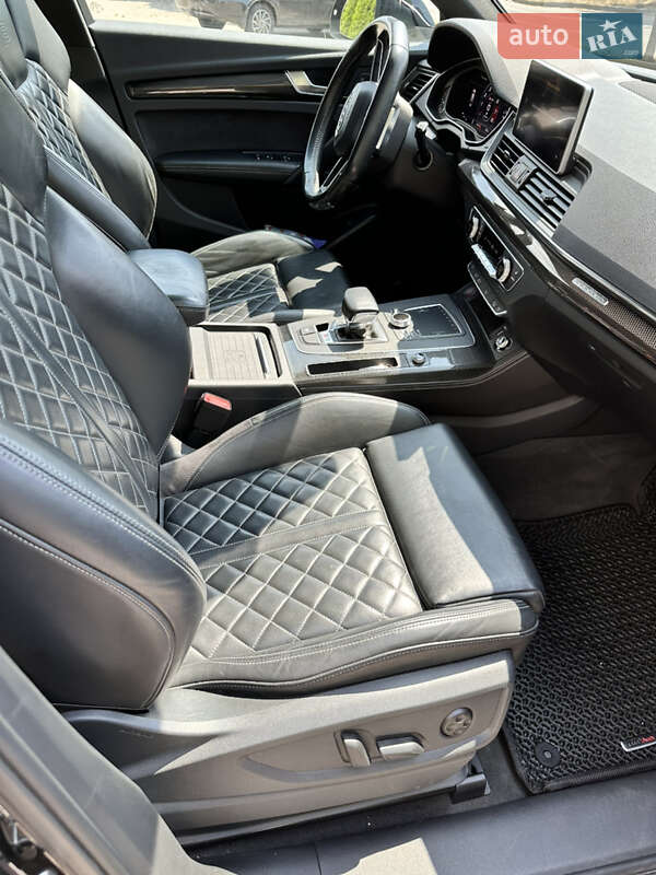 Внедорожник / Кроссовер Audi SQ5 2018 в Днепре фото 21 Внедорожник / Кроссовер Audi SQ5 2018 в Днепре