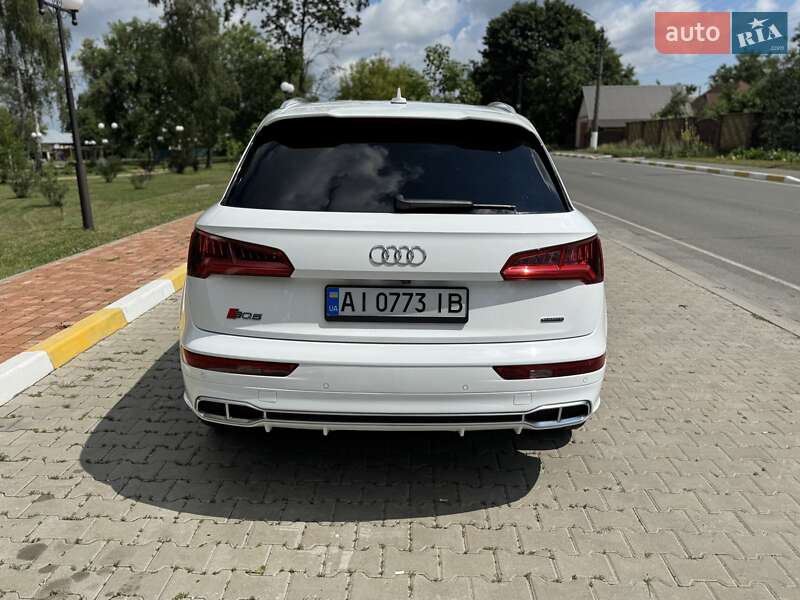 Позашляховик / Кросовер Audi SQ5 2017 в Києві