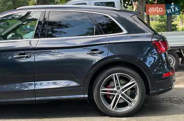 Внедорожник / Кроссовер Audi SQ5 2017 в 