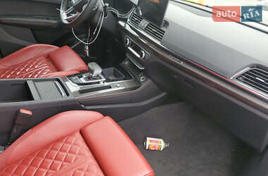 Внедорожник / Кроссовер Audi SQ5 2021 в 