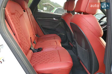 Внедорожник / Кроссовер Audi SQ5 2021 в 