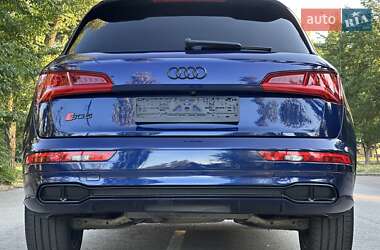 Внедорожник / Кроссовер Audi SQ5 2017 в 