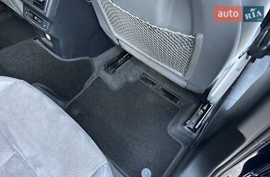 Внедорожник / Кроссовер Audi SQ5 2017 в 