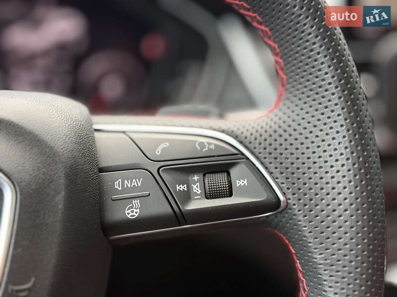 Внедорожник / Кроссовер Audi SQ5 2018 в Киеве