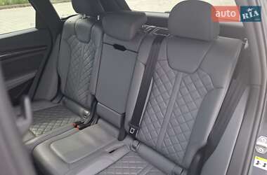 Внедорожник / Кроссовер Audi SQ5 2018 в 