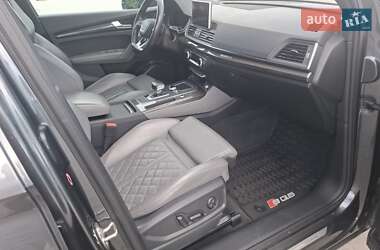 Внедорожник / Кроссовер Audi SQ5 2018 в 