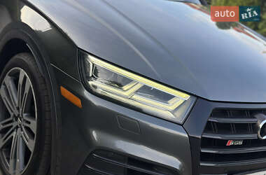 Внедорожник / Кроссовер Audi SQ5 2019 в 