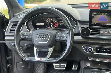 Внедорожник / Кроссовер Audi SQ5 2019 в 