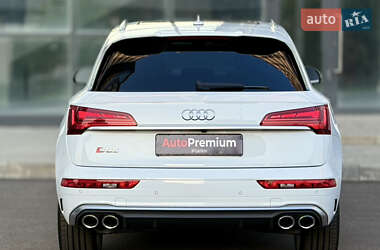 Внедорожник / Кроссовер Audi SQ5 2024 в 
