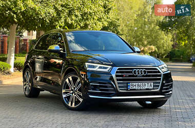Внедорожник / Кроссовер Audi SQ5 2018 в 