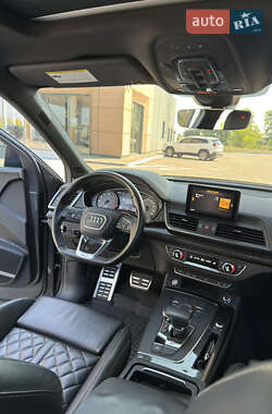 Внедорожник / Кроссовер Audi SQ5 2018 в 