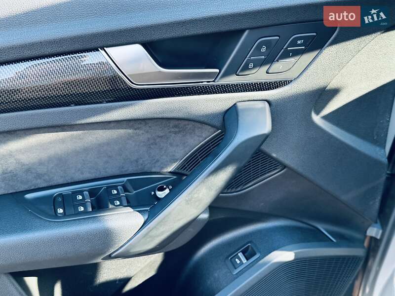 Внедорожник / Кроссовер Audi SQ5 2019 в Одессе фото 15 Внедорожник / Кроссовер Audi SQ5 2019 в Одессе