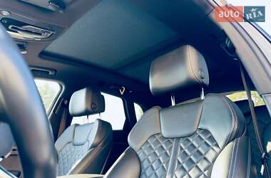 Внедорожник / Кроссовер Audi SQ5 2019 в 