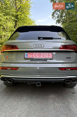 Внедорожник / Кроссовер Audi SQ5 2022 в 