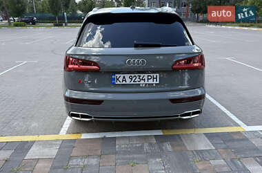 Внедорожник / Кроссовер Audi SQ5 2018 в 