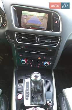 Внедорожник / Кроссовер Audi SQ5 2014 в 