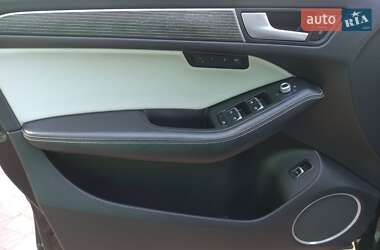 Внедорожник / Кроссовер Audi SQ5 2014 в 