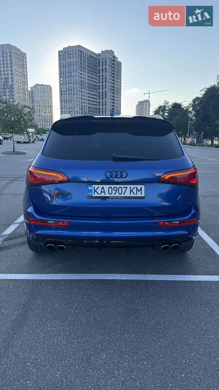 Внедорожник / Кроссовер Audi SQ5 2016 в Киеве