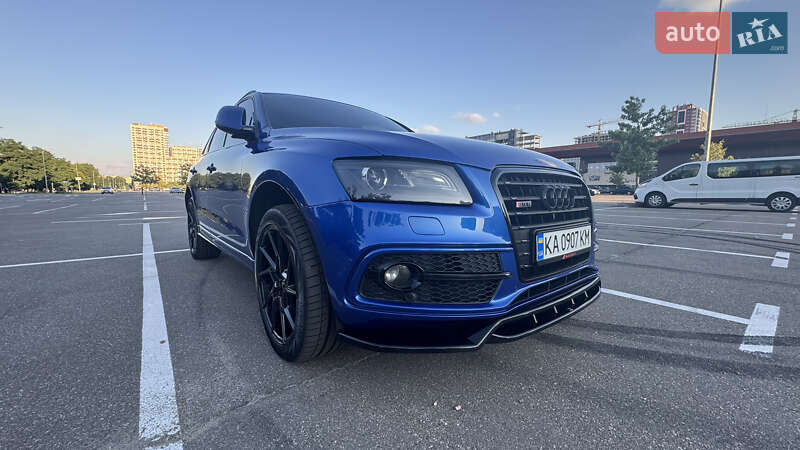 Внедорожник / Кроссовер Audi SQ5 2016 в Киеве